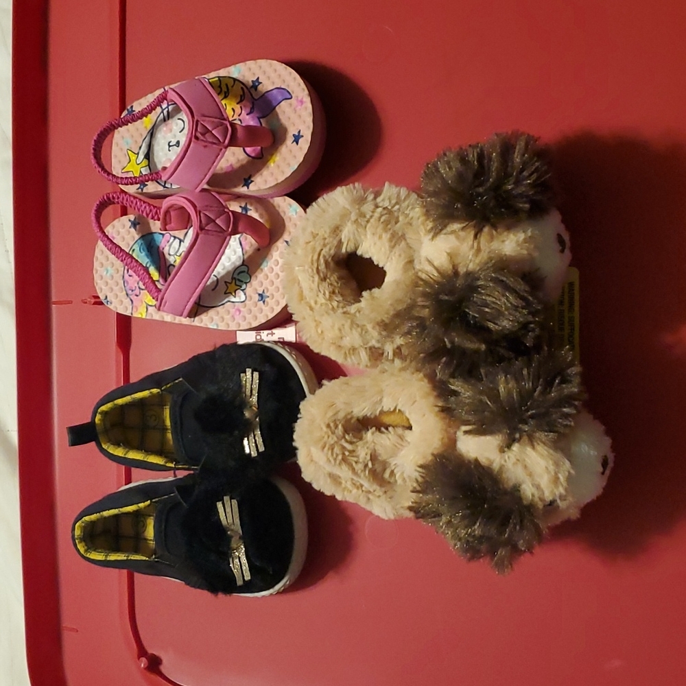 ⭐4 for $25⭐ Baby girl shoes bundle